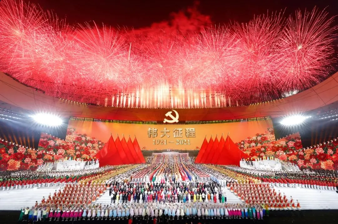 史無前例！利亞德10000m2屏幕驚艷《偉大征程》舞臺 | 河南恒彩電子